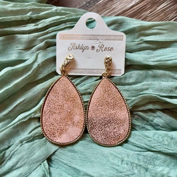 Ashlyn Rose Teardrop Earrings • Rose Gold Textured Statement Jewelry • NEW - Picture 1 of 3
